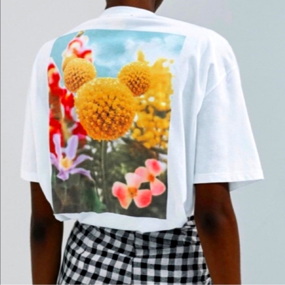 Zara Tops - Nwt zara x Disney limited edition sunflower mickey mouse tee size medium